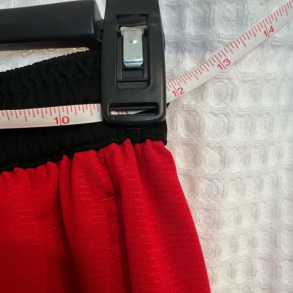 Nike Red Men’s Small basketball 🏀 shorts with Dri-Fit and pockets. EUC - Picture 5 of 10